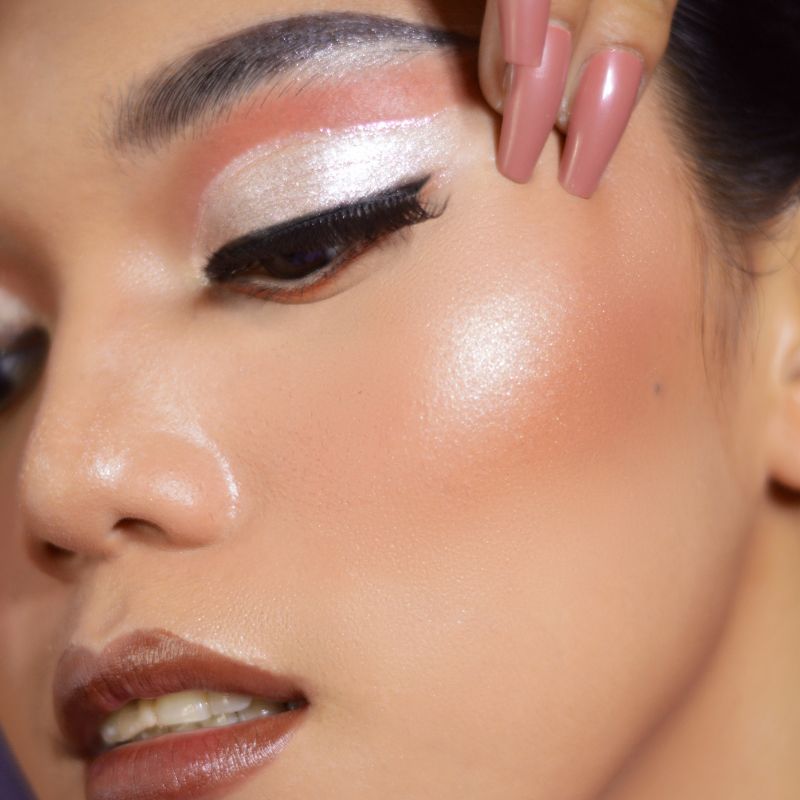 Al Amira Beauty - Beauty Studio - Nageldesign - Wimpernverlängerung - Permanent Make-up - Augenbrauenstyling - Henna Brows - Make-up - Piercing - Tattoo - Aachen